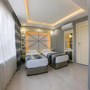 Grand Hurriyet 2* Istanboel